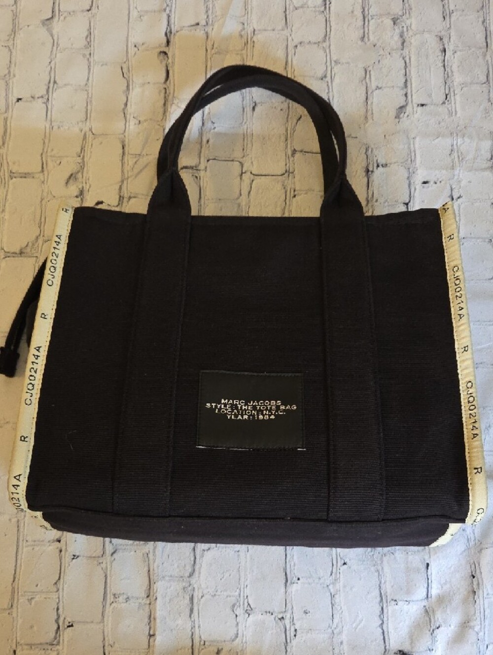 Marc Jacobs The Jacquard Large Tote Bag - Picture 5 of 8